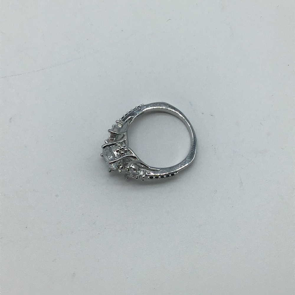 New white crystal fashion engagement ring size 7 - Picture 9 of 16